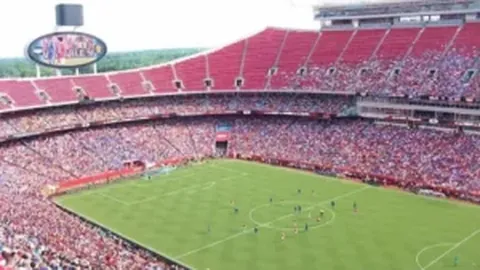 独家揭秘：大连英博再续辉煌，主帅李国旭领军再战新赛季！