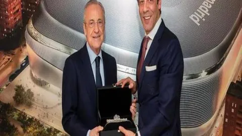 “2025斯诺克世锦赛：徐思、肖国栋首战告捷”